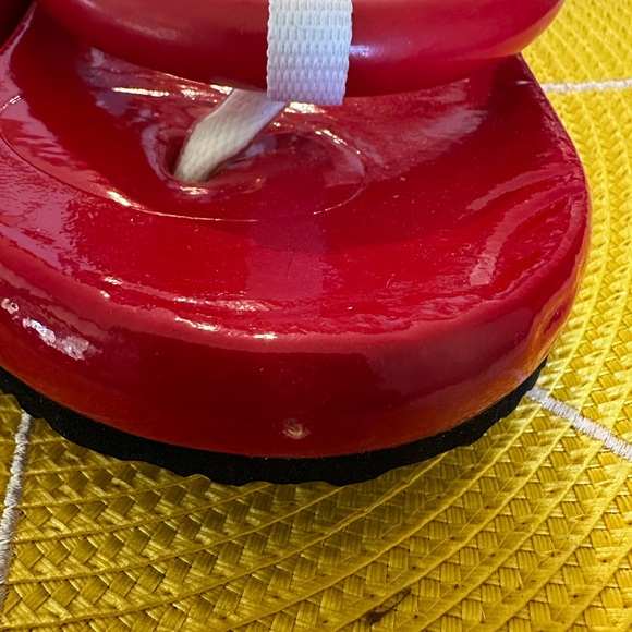 Red Floaties - Picture 3 of 7